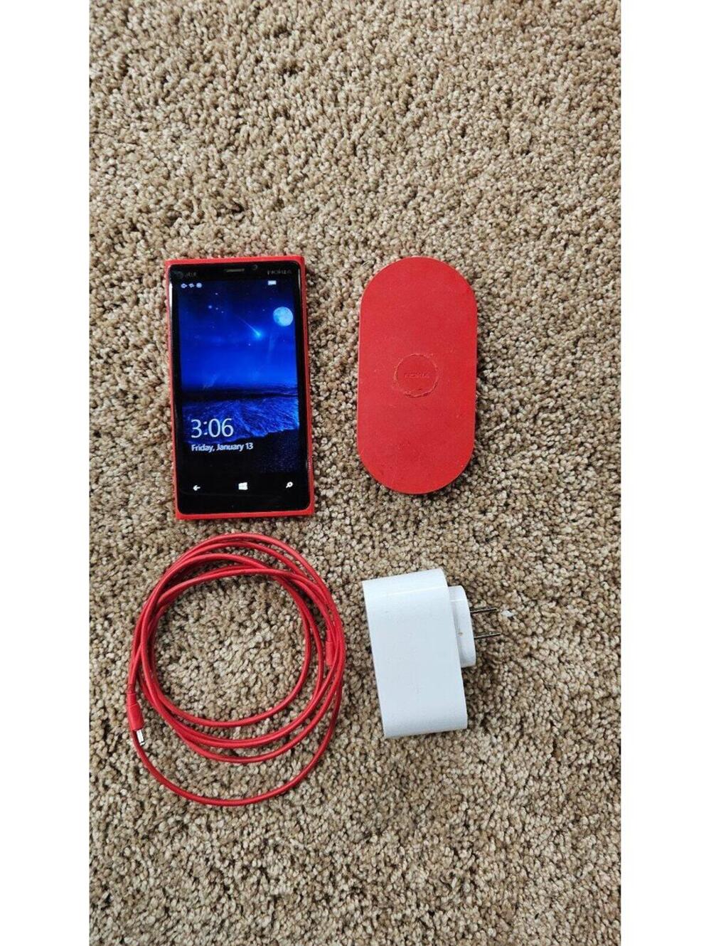 Nokia Lumia 920 Red (AT&T 32GB) & Nokia Wireless Charger